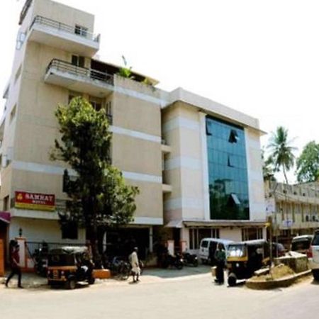 Hotel The Samrat Thiruvananthapuram Exterior photo