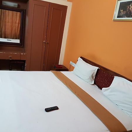 Hotel The Samrat Thiruvananthapuram Exterior photo