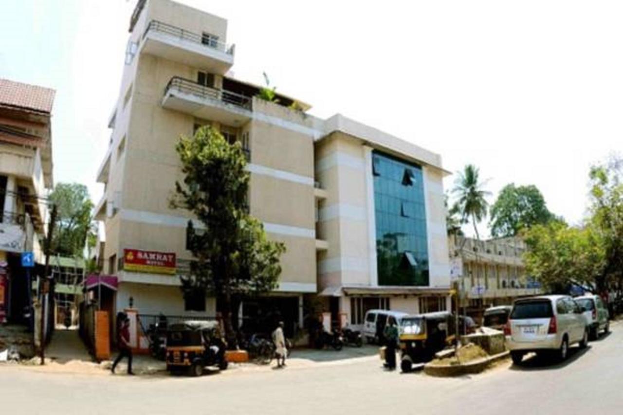 Hotel The Samrat Thiruvananthapuram Exterior photo