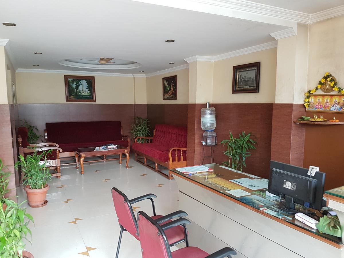 Hotel The Samrat Thiruvananthapuram Exterior photo